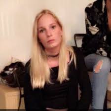 Julia Gable (@ju_gable)