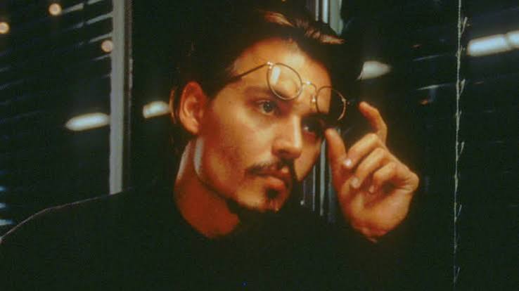 Roman Polanski & Johnny Depp's 'The Ninth Gate' Is Streaming Free on Tubi