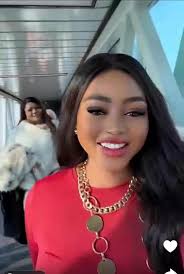 If You Decided To Go Through Your MAN'S Phone📲 Don't Check if HE'S  Cheating. Go To HIS BANK App And Send Yourself MONEY💱. Stop Wasting Your  Time 😂😂