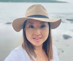 Kim Karch's Instagram, Twitter & Facebook