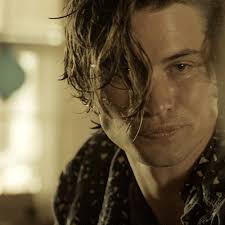Chase stokes hairstyle has hair that is not too thick but also has waves that make it look as desired. And Then The World Exploded Siriusscratch Chase Stokes As John B Routledge