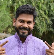 Jonathan Mendonca's Instagram, Twitter & Facebook