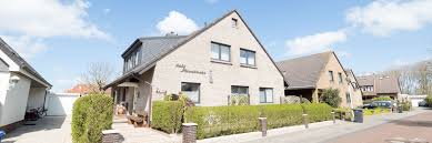 Am großen tisch im esszimmer finden 6 personen bequem platz zum Home Ferienwohnungen Meereswoge Norderney