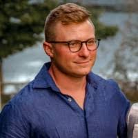 Adam Michalski's Instagram, Twitter & Facebook