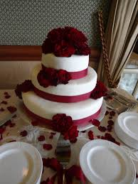 Be sure to poke the cake at least 50 to 60 times so there is plenty of filling in the cake! Red Velvet 3 Tiered Wedding Cake With Roses Cakecentral Com