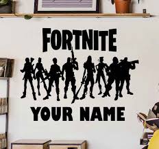 Nasza społeczność liczy 25 000 użytkowników która dodała 220 000 unikalnych tapet. Naklejka Na Sciane Fortnite Spersonalizowany Imieniem Tenstickers