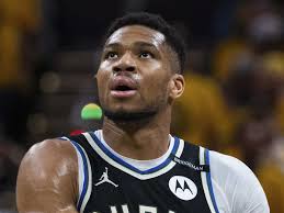 Giannis Antetokounmpo ignites trade buzz with just five words