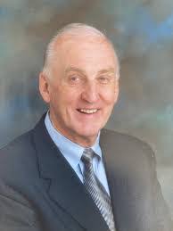 Noel Everett's Instagram, Twitter & Facebook