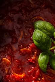 Classic Marinara Sauce The New York Times Devenir Vegetarien Recette Vegetarien