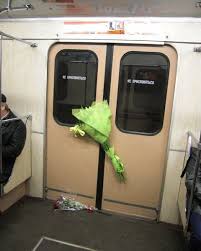 青年图摘0730 在厨房做饭的老婆最性感了 weird pictures bad day bizarre news