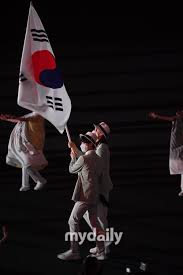 Teaching assistant (ta), 대학교에서 교수 밑에서 연구와 사무를 돕는 직위. V Tukopdcx8pnm
