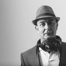 Suzi Gee entertainments