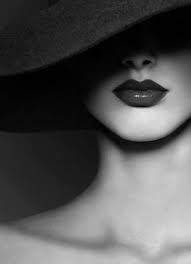 Id Like To Take A Photo Like This Just Need A Photographer Lol Portrait Photography White Photography Black And White Photography