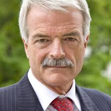 Malcolm Grant's Instagram, Twitter & Facebook