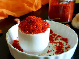Add cooked moth bean sprouts, enough salt, jaggery and 3 cups water. Vada Pav Chutney Spicy Garlic Chutney Powder For Vada Pav Vanita S Corner