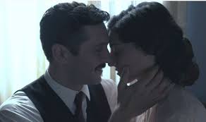 Εκεί αρχίζει να γράφει το «η ζωή εν τάφω». H Zwh En Tafw Broxh Ta Sxolia Sto Twitter Gia Th Seira Ths Ert Nea Selida