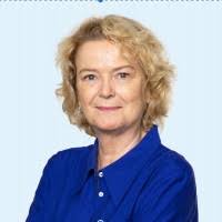 70+ perfiles de «Poole»