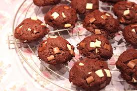 Cookies Tout Chocolat Pour Ceux Qui Aiment Cuisiner Avec Images Recette Cookies Moelleux Tout Chocolat Cookies Recette