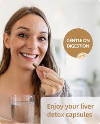 Ali Fuentes's Instagram, Twitter & Facebook