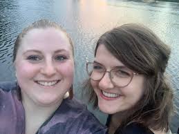 Hey, I am Maiya. I am looking queer roomies. I currently live alone and I'm  looking to lower my monthly living costs. I would prefer to stay in St.  Paul Highland Park