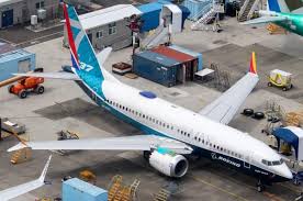 Weight is saved by a less robust structure required for two smaller fins. Boeing 737 Max 7 Price Specs Photo Gallery History Aircraft Compare