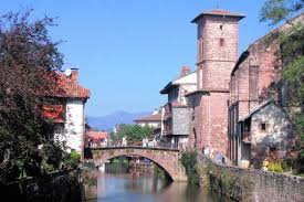 Saint Jean Pied De Port Pays Basque Les Regions De France Pays