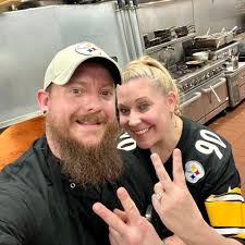 🎉 Special Alert! 🏒 To celebrate the release of Jasmine Cain's “Victory”  video, filmed right here in Johnstown and honoring our rich hockey history 