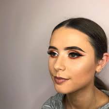 Michaela Lowe Makeup