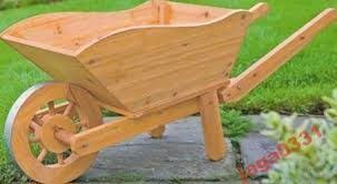 Znalezione Obrazy Dla Zapytania Ozdoby Z Drewna Do Ogrodu Carretilla De Madera Jardineras De Madera Estantes De Madera