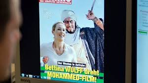 مجلة ألمانية تنشر رسوما جديدة مسيئة للرسول وصاحب المجلة الفرنسية سنواصل السخرية الوطن