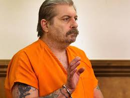 Convicted murderer denies helping Bess clean house