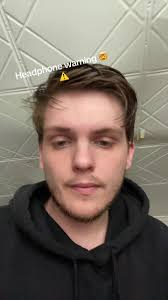 Does anyone elses Turtle Beach Stealth 600 headphones do this? Everytime  this happens I nearly fall of my chair from a heart attack 😂 @Turtle Beach  #fyp #fypage #xybca #turtlebeach #gaming #ear ...