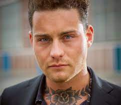 Douwe bob over zijn nieuwe album. Douwe Bob Wil Blijven Vechten Voor Zichzelf Een Heilige Zal Ik Nooit Worden Trouw