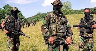 Jun 04, 2021 · lo que interesa es si el ejército venezolano está vivo o muerto, porque ante sucesos como los de apure surgen dudas. Farc De Comunistas A Narcotraficantes