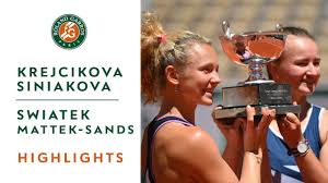 Krejčíková, who recently won the french. B Krejcikova K Siniakova Vs I Swiatek B Mattek Sands Final Highlights I Roland Garros 2021 Youtube