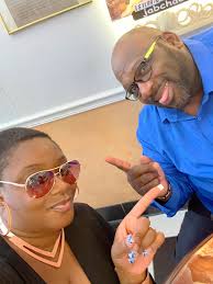 Gotta give it to the Marriage Club. I was in a previous marriage group  filled with thirst traps and people hitting inboxes regularly. I had to  drop the group. This group is