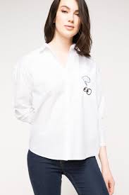 Defacto Marka Batch Detayli Gomlek Cep Detayli Modeli Ve Spor Tarzi Ile Rahatligina Ve Sikligina Duskun Bayanlar Icin Tasarlanmis Def Lab Coat Women Fashion