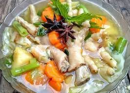 250 gram kentang, kupas, belah empat. 5 Resep Sop Ceker Terenak Kuahnya Segar Dan Sehat Untuk Tubuh