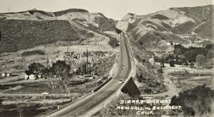 What about the Blue VW off road had a roll cage, Camel Works. One of the  Wright brothers owned it. Does anyone now what happened to them. Used to  take that thing