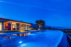 Curved Exterior And Infinity Pool Usual House