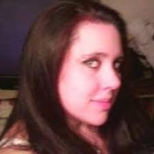 Heather Maines's Instagram, Twitter & Facebook