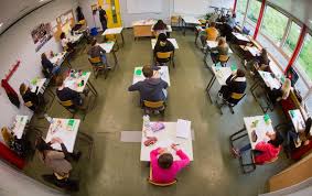 Man kann sich ausschlafen, bücher und zeitungen lesen, oder einfach beim fenster sitzen und die voranlaufenden landschaften. Mobbing Wie Ein Lehrer Seine Existenz Verlor