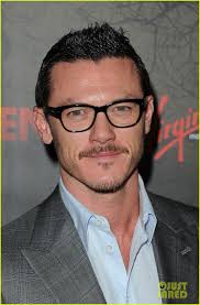 Krysten Ritter & Luke Evans: 'The Raven' Premiere!: Photo 2653041
