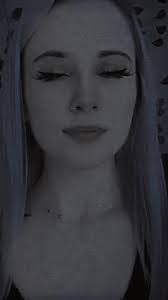 Desiree Burnett's Instagram, Twitter & Facebook