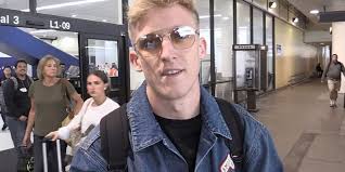 After a week of ferocious competition and big money, the best fortnite players in the world have finally proven who really is the best of the best. Tfue Claims The Casters Cost Him A Kill At The Fortnite World Cup And He S Probably Right Fortnite Intel