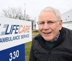 Pat Kidder's Instagram, Twitter & Facebook