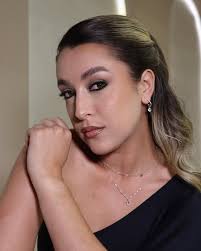 Amanda Barroso (@amandabarrso) • Instagram photos and videos