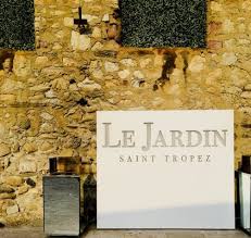 Prolongez le plaisir par le cérémonial d'un thé, dans la salle de repos ou le jardin d'été. Le Jardin Saint Tropez Thai 22 Rue Du Portalet Saint Tropez Var France Restaurant Reviews Phone Number Yelp