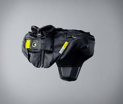 Hovding 3 Airbag Helmet In 2019 Radfahren Kopfschutz Und Unfall