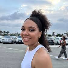 Destiny Pitts (@desip33)